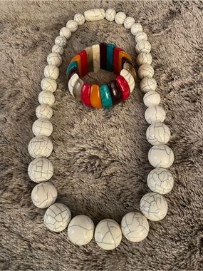Ivory Crackle Resin Bead Necklace with Multicolor Stretch Bracelet